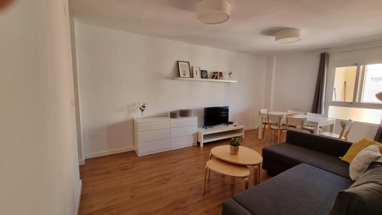 Piso Centrico Reformado / Apartment In The Center Nerja Exterior photo
