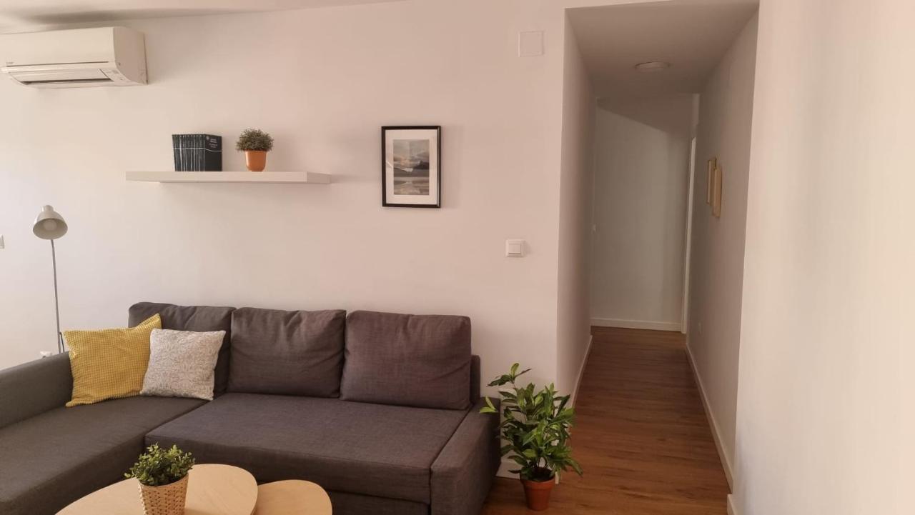 Piso Centrico Reformado / Apartment In The Center Nerja Exterior photo