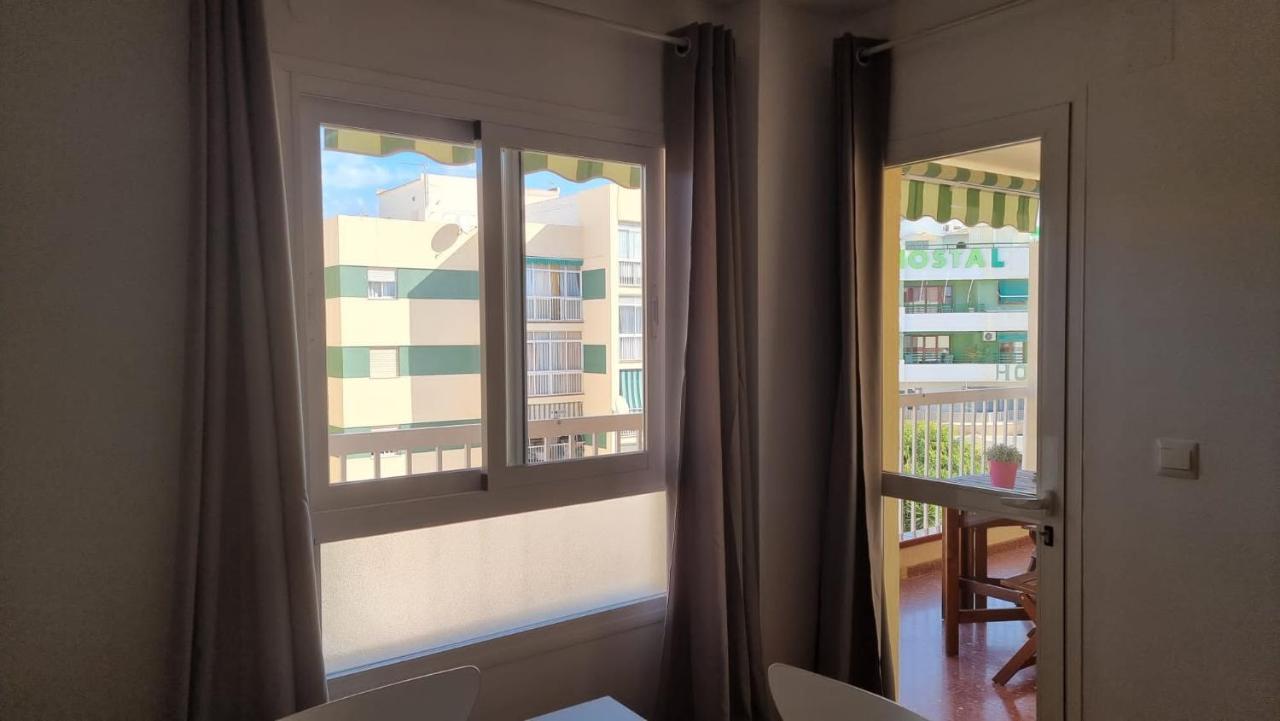Piso Centrico Reformado / Apartment In The Center Nerja Exterior photo